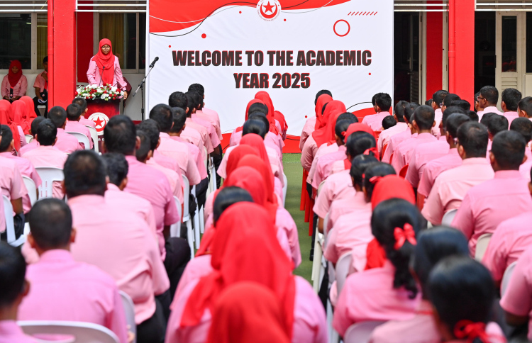 ދަރިވަރުން ސްކޫލު ބަދަލުކުރެވޭނީ ވަކި ދުވަސްވަރެއްގައި