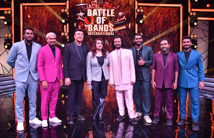 ދިވެހި ބޭންޑެއްގެ ހުށަހެޅުމަކުން އަނޫ މާލިކް އާޝޯހު