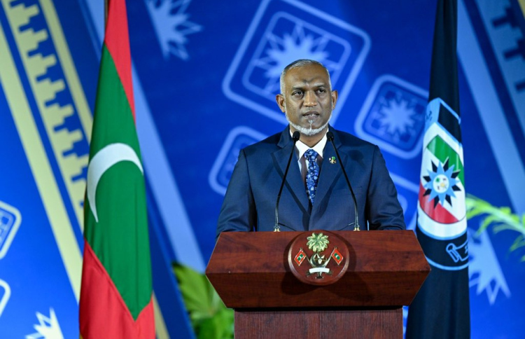 މިހާލަތަށް ދިޔައީ ބިރަކާ ނުލާ މަޖާކުރަން ހިތްވަރުދީިގެން