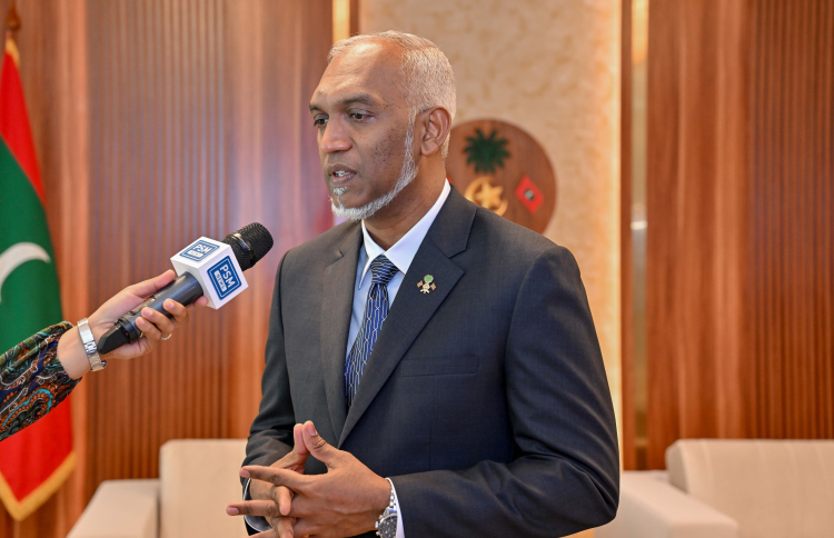 މެލޭޝިއާގައި ދިވެހިންނަށް ހުރި ދަތިތައް ހައްލުކޮށްދޭނަން