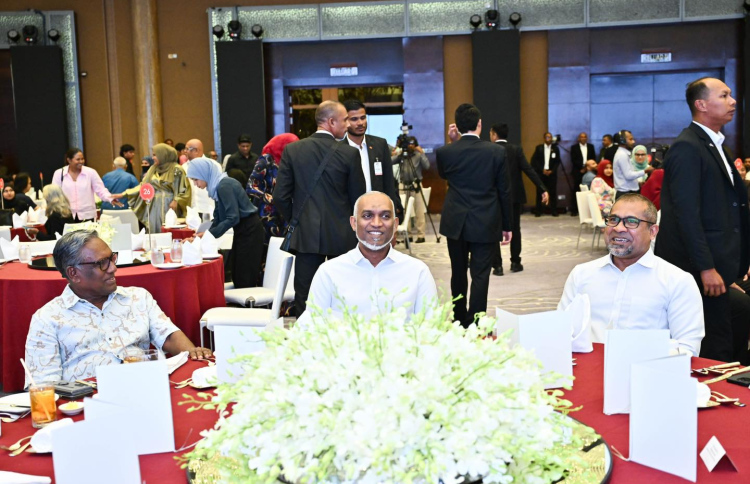 ބޭރުގައި ކިޔެވިޔަސް އިސްލާމީ އުސޫލު ދޫކޮށްނުލާ: ރައީސް