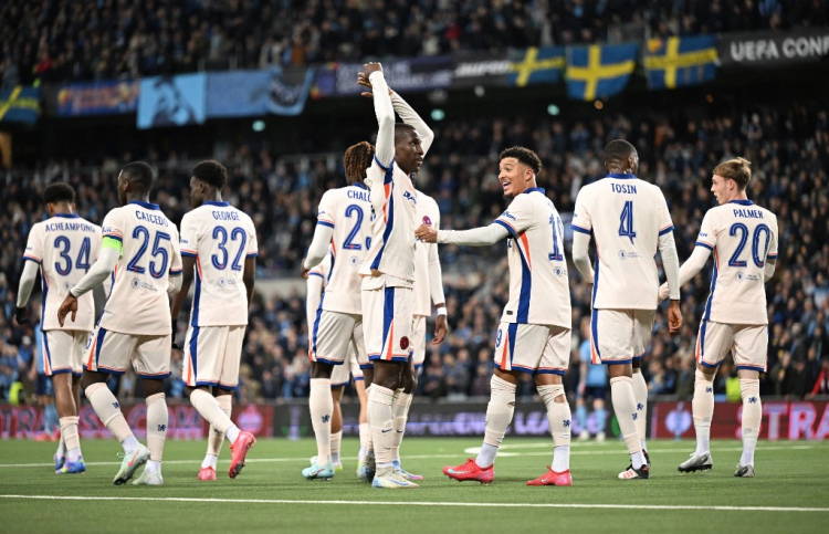 ޗެލްސީ އާއި ޔުނައިޓެޑް ވެސް ފައިނަލަކާ ގާތަށް