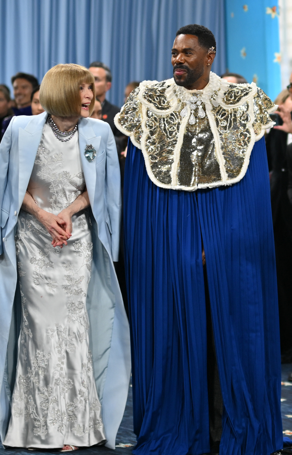 މި އަހަރުގެ މެޓް ގާލާގައި،  ވޯގް މެގަޒިންގެ ޗީފް އެޑިޓަރު އެނާ ވިންޓުއާ އާއި އެމެރިކާގެ އެކްޓަރު ކޮލްމަން ޑޮމިންގޯ.-- ފޮޓޯ: އޭއެފްޕީ