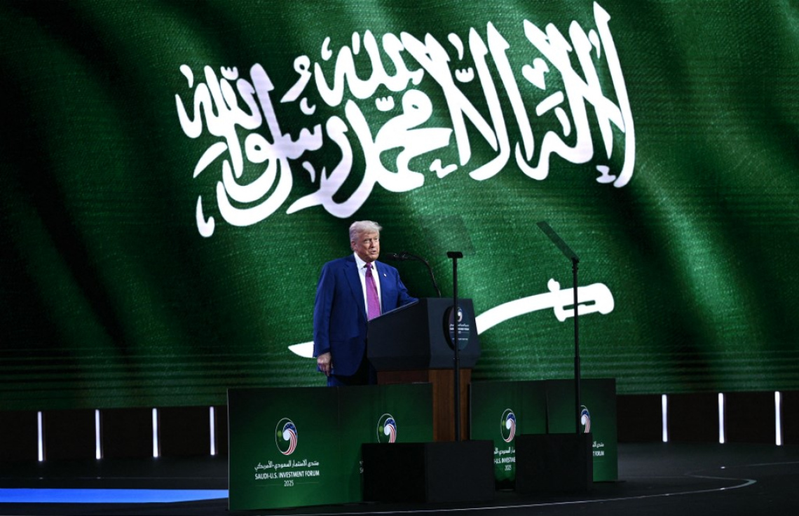 Saudi ge kibain Trump edheyne kamah belevenee Israel aa gulhun gaaim kuran