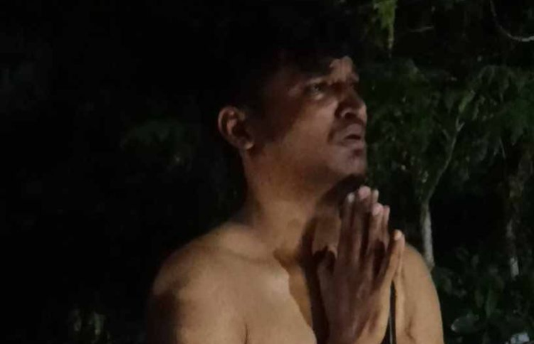 ގޮއިދޫ އިނގިރޭސި ޓީޗަރު ބްލެކް ލިސްޓުކޮށް ފޮނުވާލަނީ