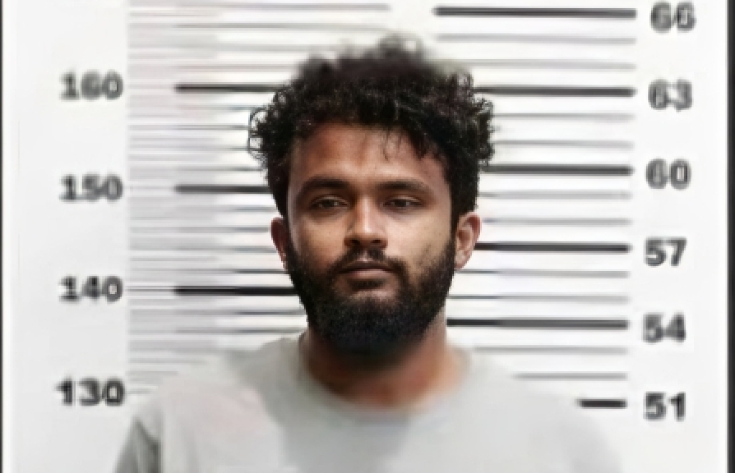 ޑްރަގު ބޮޑެއް ކަމަށް ފުލުހުން ތުހުމަތުކުރާ އަބުޗާ: އޭނާގެ މައްޗަށް އުމުރު ދުވަހުގެ ޖަލު ހުކުމެއް މިދިޔަ އަހަރު ވަނީ އިއްވާފައި