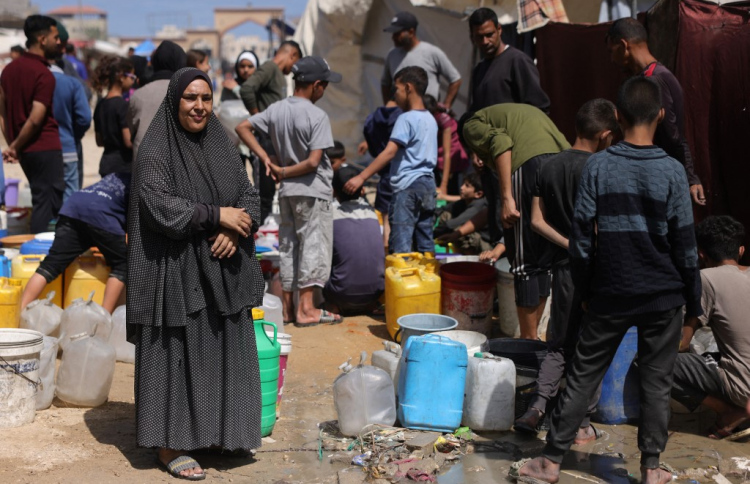 ޣައްޒާއަށް އެހީވާން ޔޫއޭއީން އިޒްރޭލާއެކު އެއްބަސްވުމެއް