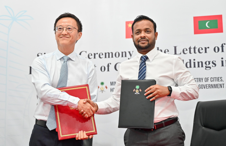 ޗައިނާގެ އެހީގައި 50 ކައުންސިލް އިމާރާތް އަޅަނީ