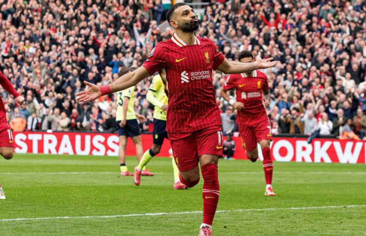 ޕްރިމިއާ ލީގުގެ މޮޅު ކުޅުންތެރިޔާގެ އެވޯޑް ސަލާހަށް