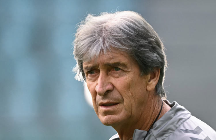 "ބަދަލެއް ހިފާލަން" އެންޓޮނީ ބޭނުންވޭ: ޕެލެގްރިނީ