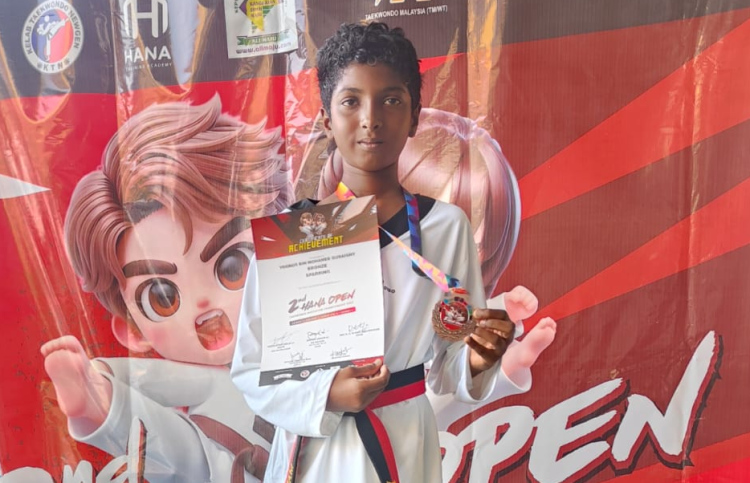 މެލޭޝިއާ ޓައެކްވޮންޑޯ މުބާރާތުން ޔޫނުސް އަށް ތިން ވަނަ