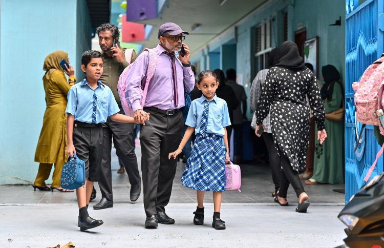 ކަރަންޓު ކެނޑުމުން މާލެ ސަރަހައްދުގެ ސްކޫލުތައް ބަންދު