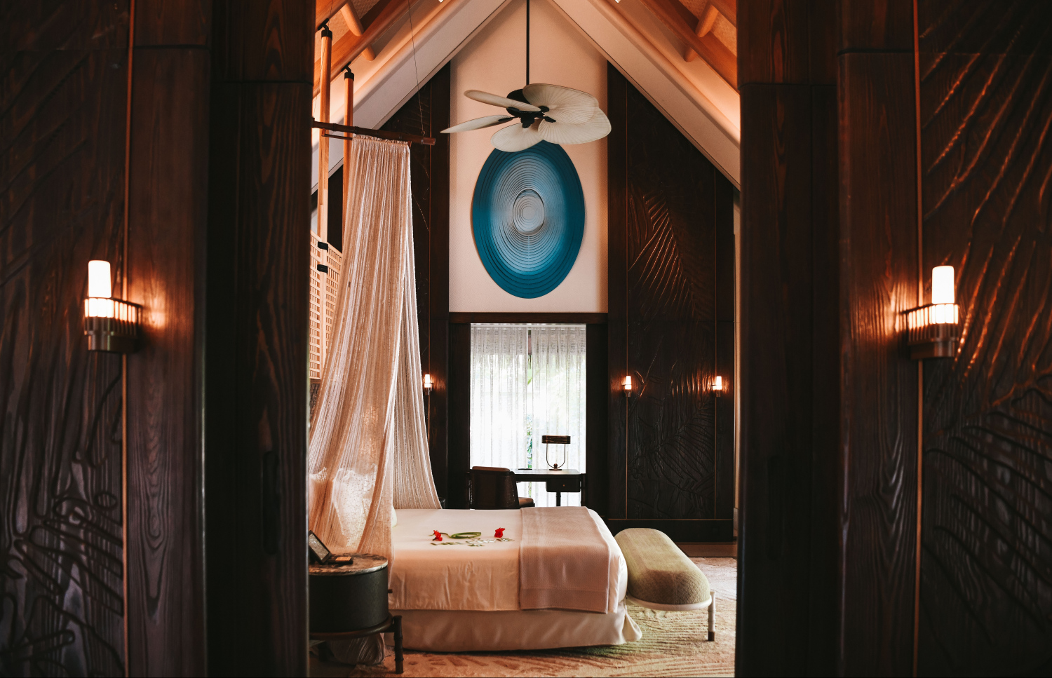 ޖޯލި މޯލްޑިވްސް ރިސޯޓެއްގެ ކޮޓަރި. އެ ރިސޯޓުގެ ވިލާތަކުގެ އަގު އެވްރެޖުކޮށް އުޅެނީ 3000 އާއި 4،000 ޑޮލަރާ ދެމެދުގެ އަގުތަކެއްގައި --- ފޮޓޯ: ފަޔާޒް މޫސާ / މިހާރު