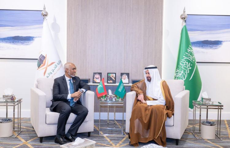 ރައީސް، ސައުދީގެ ހައްޖު މިނިސްޓަރާ ބައްދަލުކުރައްވައިފި