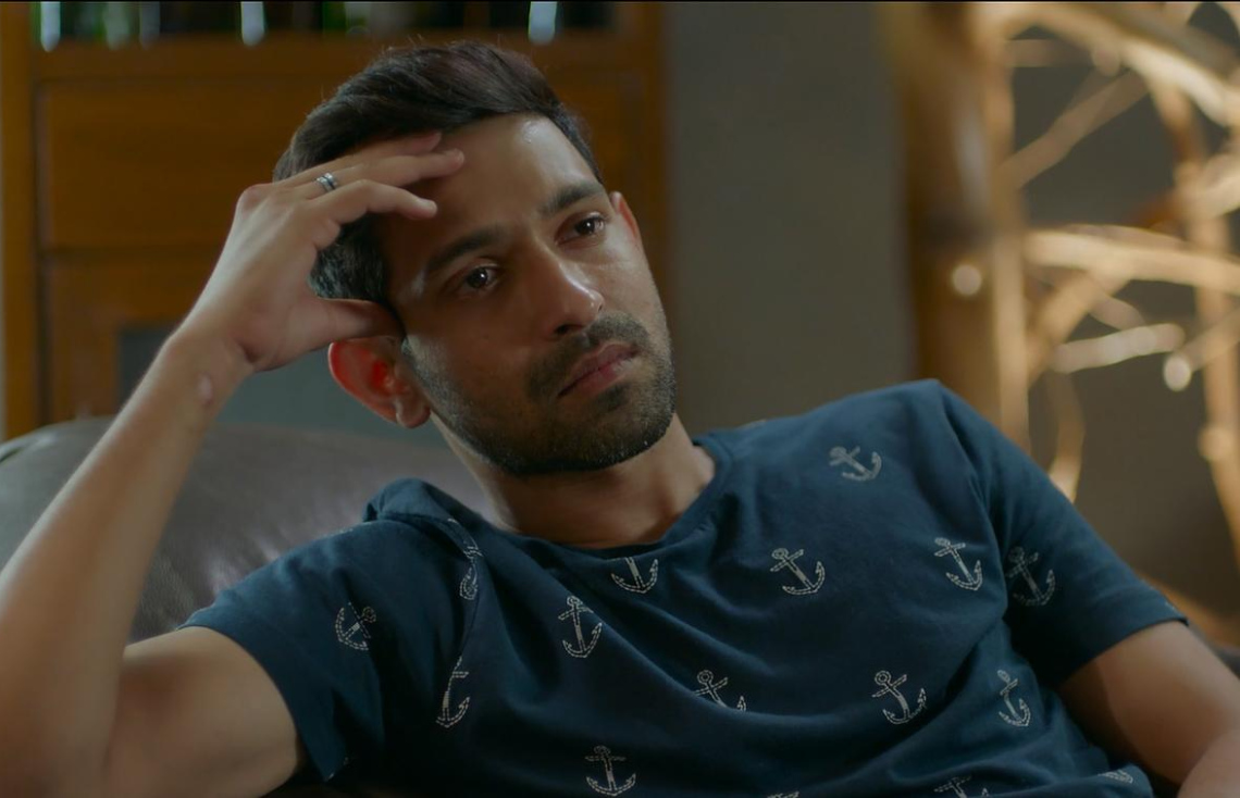 Vettunu Air India boat ge first officer akee Vikrant ge cousin eh