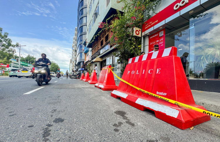 ބޭރު މަގުގައި ޕާކުކުރާ ވެހިކަލްތައް ވެސް ޓޯކުރަނީ