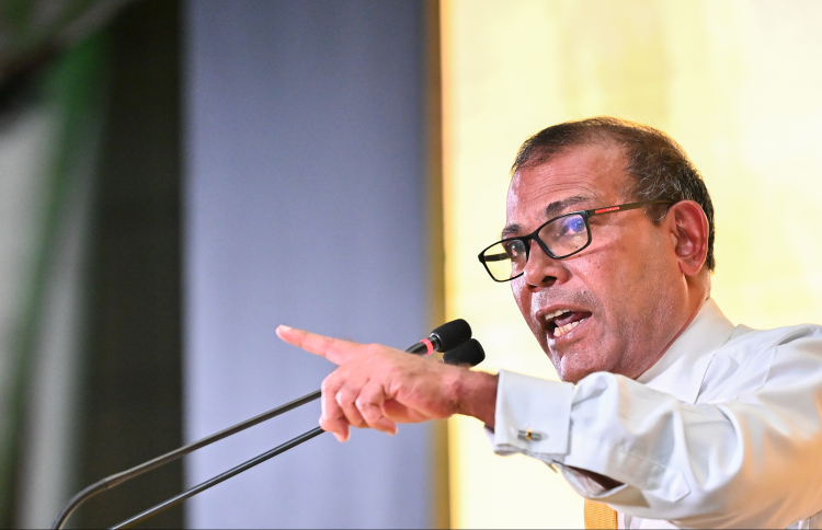 "އާ ޓާމިނަލުގެ ކްރެޑިޓް ނަގަން އުޅުމަކީ އަޖައިބެއް"