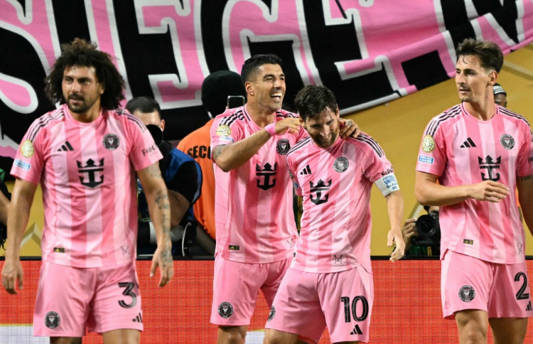 މެސީގެ އިންޓަ މަޔާމީ އާއި ޕީއެސްޖީގެ ކުރިމަތިލުމެއް