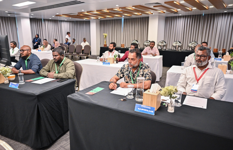 އެފްއޭއެމް ކޮންގްރެސް ބޮއިކޮޓްކުރީ އީގަލްސް އާއި ޔޫވީން