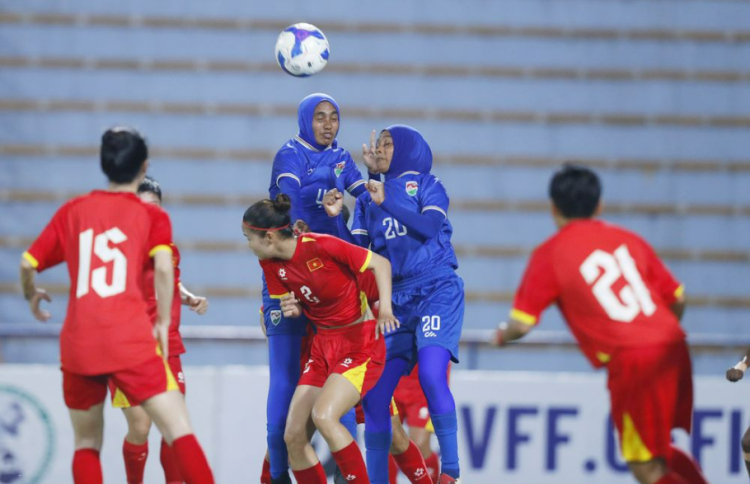 ރާއްޖެ އަތުން ގުއާމް މޮޅުވެއްޖެ