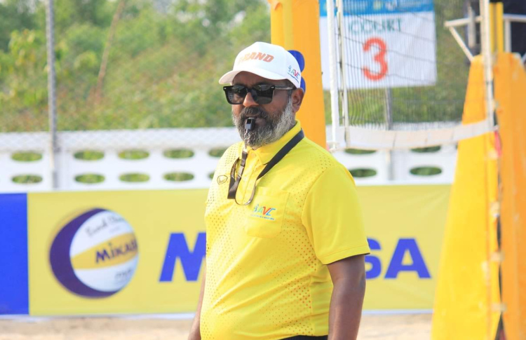 ހުސެންގެ ފަހަތުންގޮސް އިންމައަށް އޭވީސީ ރެފްރީގެ ދަރަޖަ