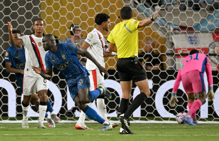 ހިލާލުން ސިޓީ ބަލިކޮށް އޭޝިއާ ފަހުރުވެރި ކޮށްލައިފި