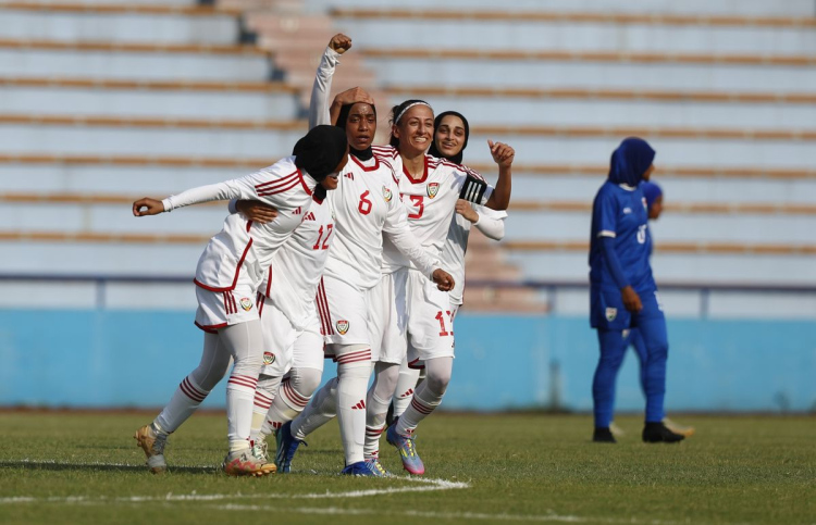 ފަހު މެޗުގައި ރާއްޖެ ބަލިކޮށް ޔޫއޭއީއަށް ބޮޑު މޮޅެއް