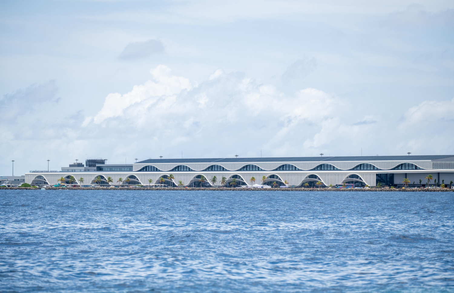 ވެލާނާ އިންޓަނޭޝަނަލް އެއާޕޯޓުގެ އާ ޓާމިނަލް: މި މަހު 26 ގައި މި ޓާމިނަލް ހުޅުވަން އަންނަނީ ތައްޔާރުވަމުން.-- ފޮޓޯ: ފަޔާޒް މޫސާ | މިހާރު