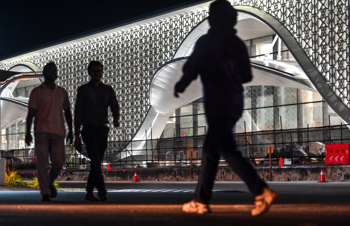 ވެލާނާ އިންޓަނޭޝަނަލް އެއާޕޯޓުގެ އާ ޓާމިނަލް ހުޅުވުމުގެ ފަހުގެ ތައްޔާރީތައް. ރާއްޖޭގެ މިނިވަންކަމަށް 60 އަހަރު ފުރޭ މުނާސަބަތާ ދިމާކޮށް މި މަހު 26 ގައި މި ޓާމިނަލް ހުޅުވާނެ.-- ފޮޓޯ: ނިޝާން އަލީ | މިހާރު