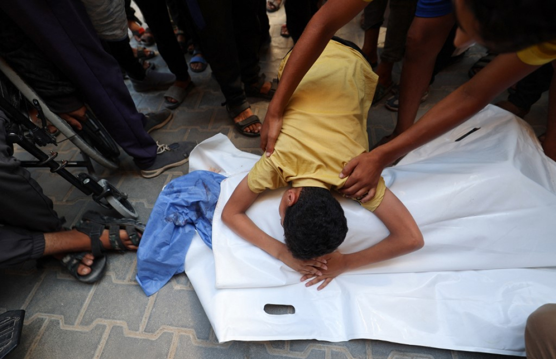 ފެން ބަލައި ދިޔަ ކުދިންތަކަކާ އެކު 30 މީހަކު ޝަހީދު