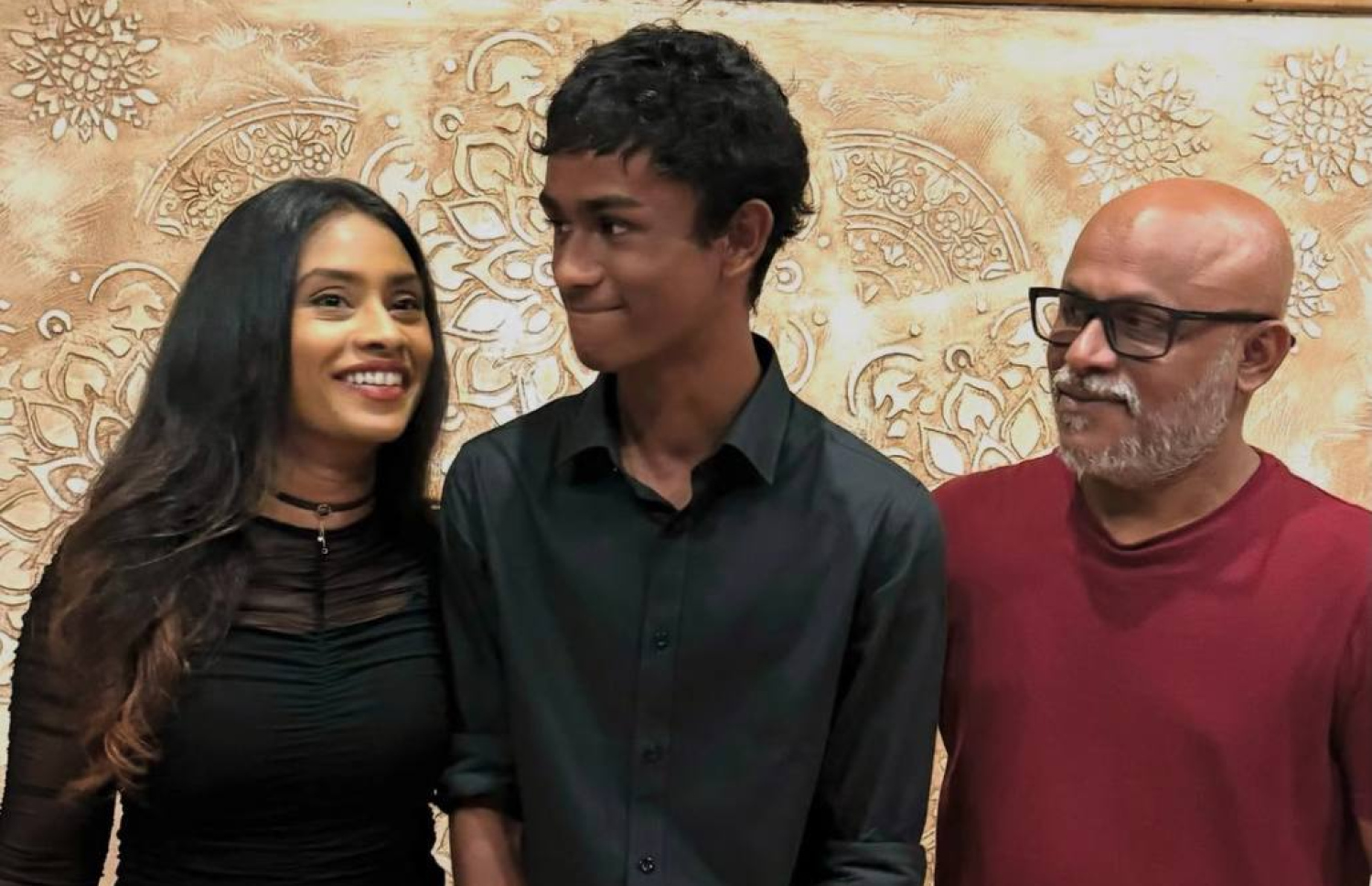 މަރިޔަމް އަޝްފާ އާއި މުހައްމަދު އަބްދުލްޣަނީ އެ މީހުންގެ ދަރިފުޅު އަލްސަންއާ އެކު.