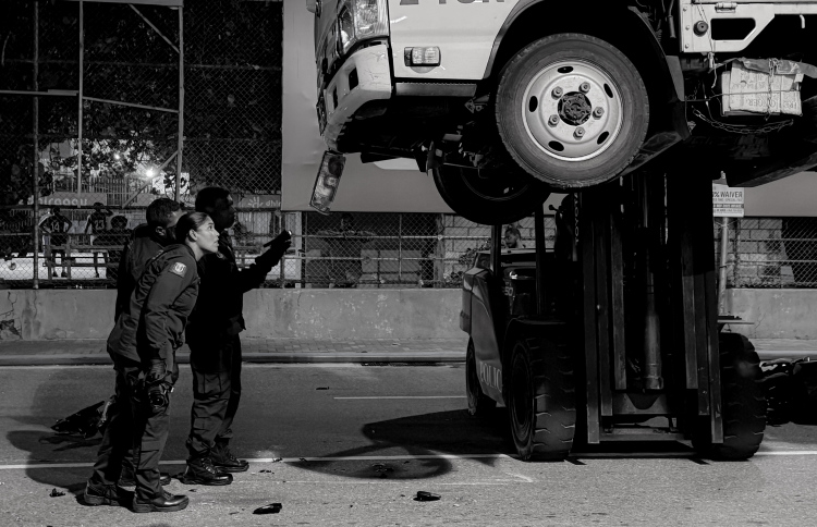 ސީރިއަސް ޒަހަމްތައް ވި މީހާ ވެންޓިލޭޓަރުން ނަގައިފި