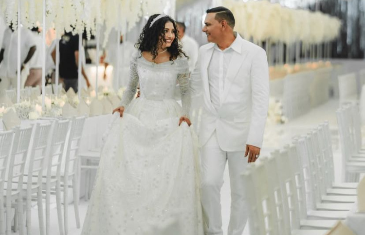 ސިޔާމް އާއި ޒާރާގެ ކައިވެނި ރޫޅާލައިފި