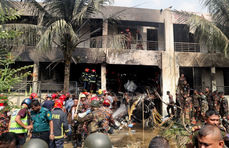 ބަންގްލާދޭޝްގައި ޖެޓް ވެއްޓި މަރުވި އަދަދު 27 އަށް