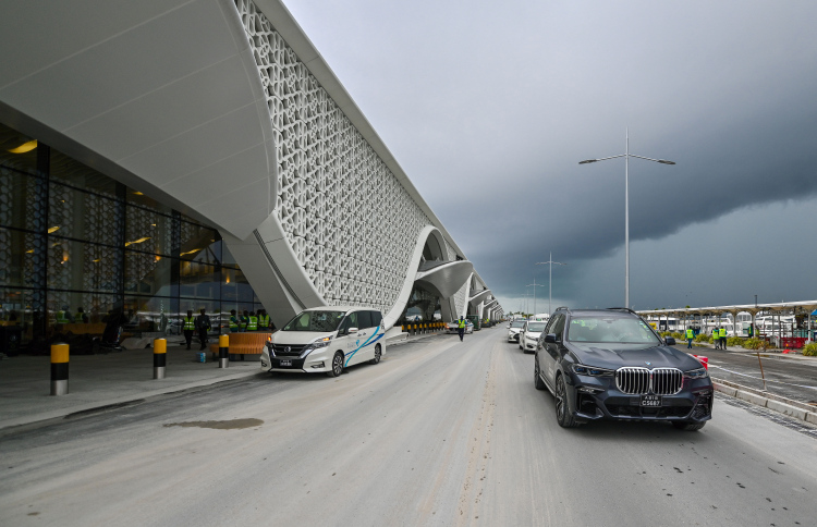 ވެހިކަލްތަކަށް ވަގުތުކޮޅަކަށް އެއާޕޯޓަށް ނުވަދެވޭނެ