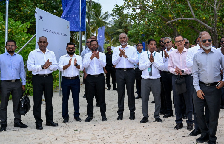 ފޮއްދުއަށް ބަނދަރެއް؛ މިއީ 40 އަހަރުވީ އުއްމީދެއް