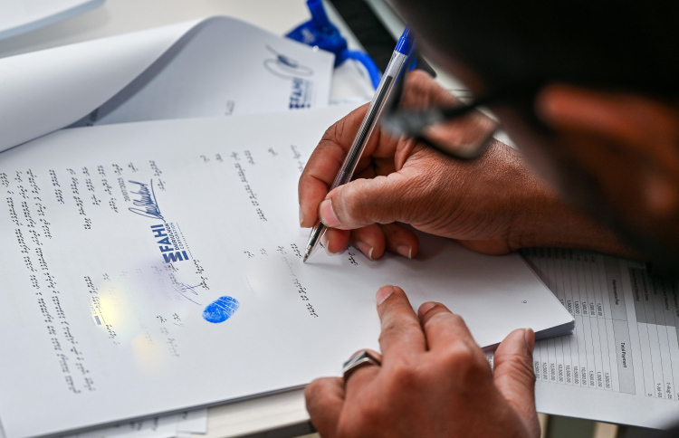 ފްލެޓު ލިސްޓުގައި ސޮއިކުރަން 2،665 މީހުންގެ ނަން