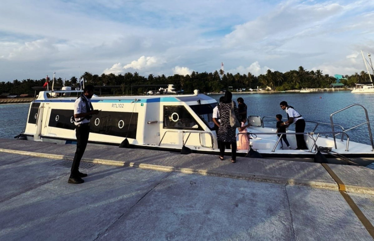 ބ. އަތޮޅުގައި އާރްޓީއެލް ފެރީގެ ހިދުމަތް ފަށައިފި