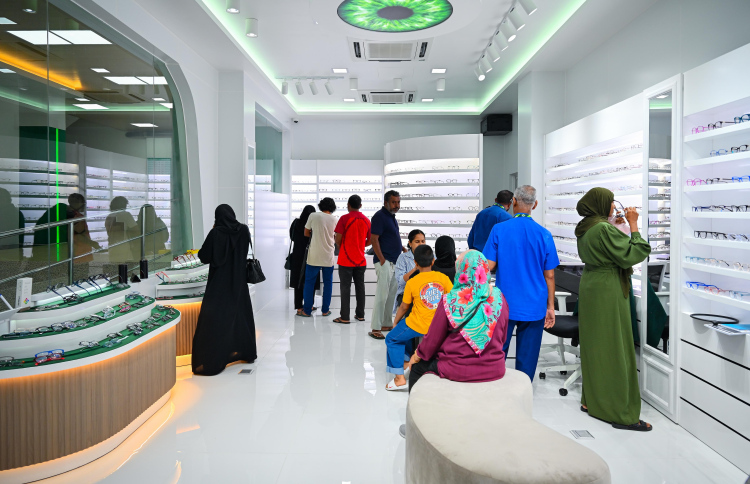 އައިނު ފިހާރައަށް އަހަރަކު ހަރަދުވަނީ ތިން މިލިޔަން