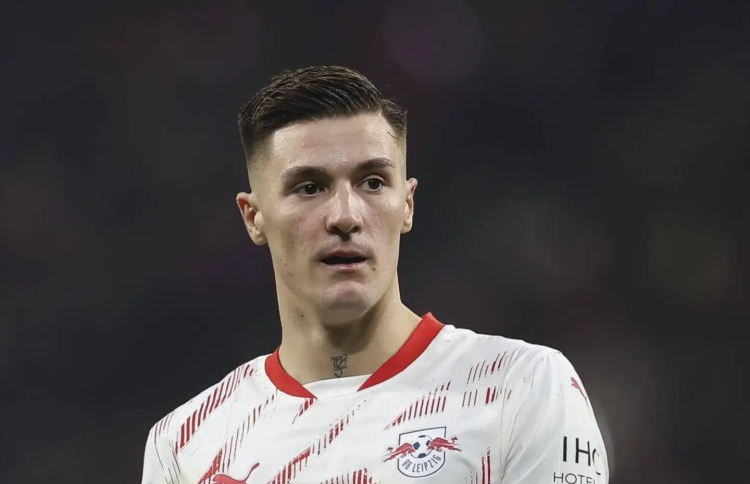 ޔުނައިޓެޑުން ސެސްކޯ އަށް އަލުން ފާރަލަނީ