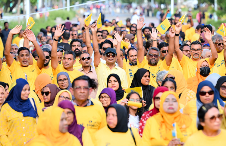 އިންތިހާބަށް އެމްޑީޕީގެ ޓިކެޓަށް ހުށަހެޅީ 700 މީހުން