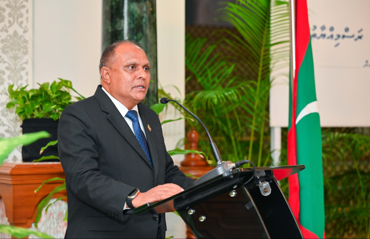 ޝަރުއީ ދާއިރާއަކީ "އެއްވެސް ބާރެއް ނެތް" ބާރެއް:ރިޒާ