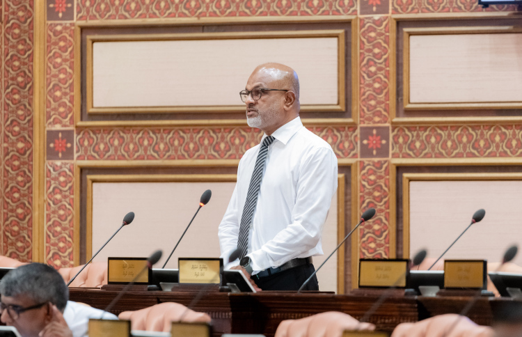 ފެންނަނީ ކޮރަޕްޝަން ނުހުއްޓޭ ތަން: ނާޒިމް