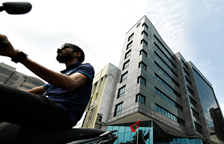 30 ބިލިއަން ރުޕީސްގެ ކަރެންސީ ސްވޮޕް ބޭނުންކުރަނީ