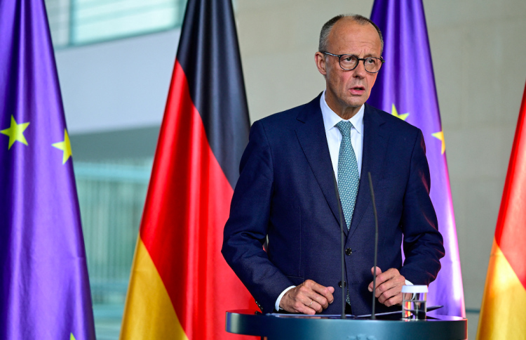 ޖަރުމަނުން އިޒްރޭލަށް ހަތިޔާރު ވިއްކުން މެދުކަނޑާލަނީ