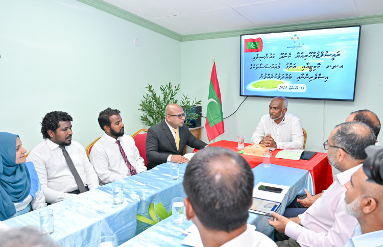 ބްލޮކް ގްރާންޓު ފައިސާ ހޭދަނުކުރާ މައްސަލަ ބޮޑު!