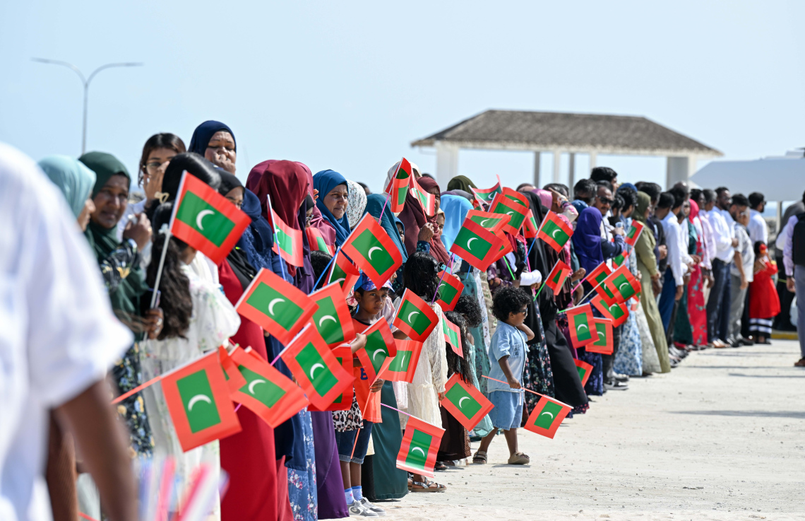 PHOTO GALLERY: Raees muizzu B. atholhah kuravva dhathurufulhu | Mihaaru