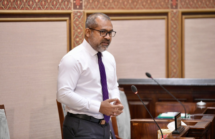 މިނިސްޓަރު ހަލީލްއާ ދެކޮޅަށް އިމްތިޔާޒުގެ މައްސަލައެއް