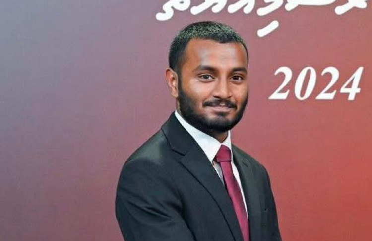 ވޭޕް އެތެރެކޮށްގެން ޝަހީމްގެ ދަރިފުޅު ޖޫރިމަނާ!