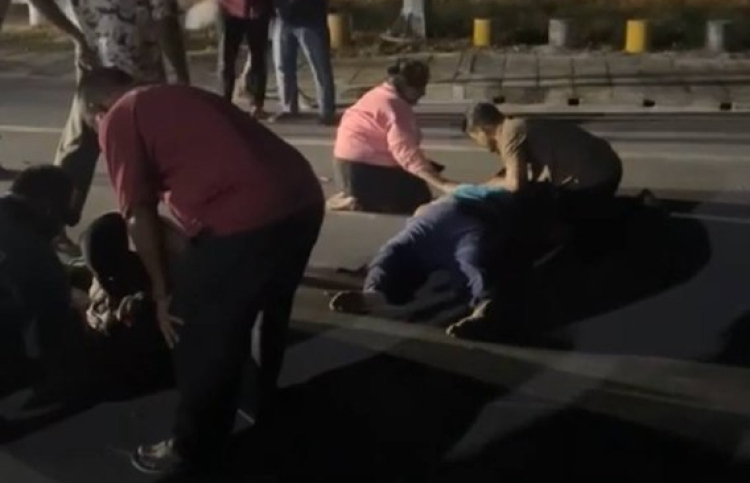 މަގުހުރަސްކުރަން އުޅުނު ބަޔަކު އެކްސިޑެންޓުވެ ފަރުވާދެނީ